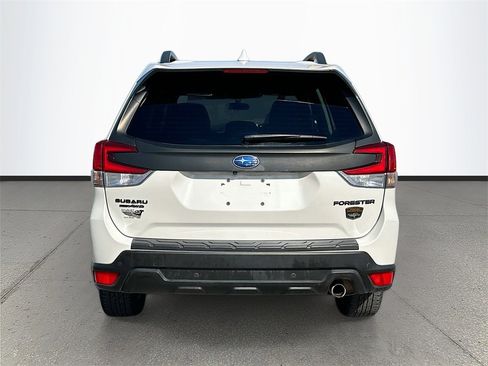 Used 2022 Subaru Forester Wilderness image 6