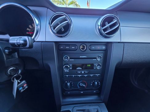 Used 2008 Ford Mustang GT Premium image 20