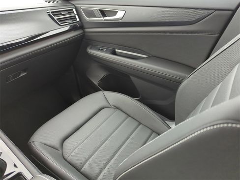 New 2026 Volkswagen Atlas Cross Sport SEL R-Line image 25