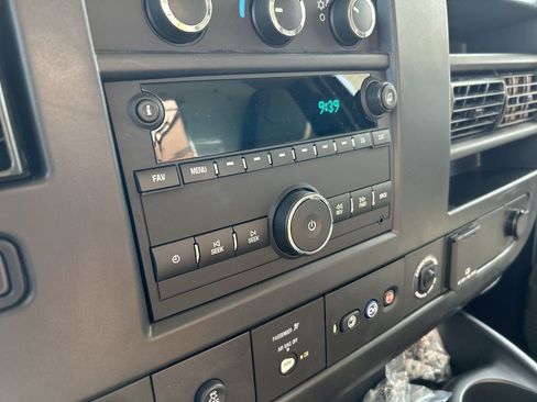 New 2025 Chevrolet Express 3500 w/ Power Convenience Package RWD image 23