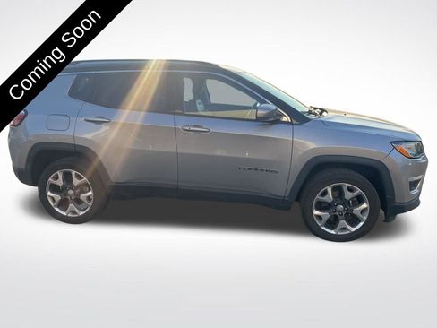 Used 2018 Jeep Compass Limited image 4