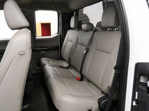 Used 2021 Ford F250 XL w/ Power Equipment Group image 20