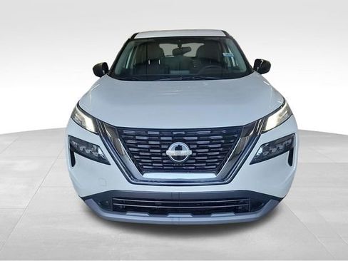 Used 2023 Nissan Rogue S image 10