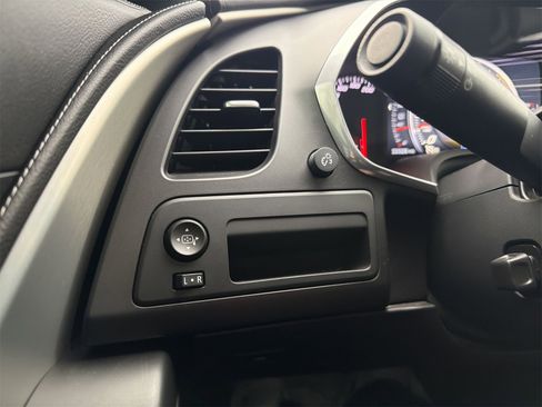 Used 2016 Chevrolet Corvette Stingray Coupe w/ Battery Protection Package image 16