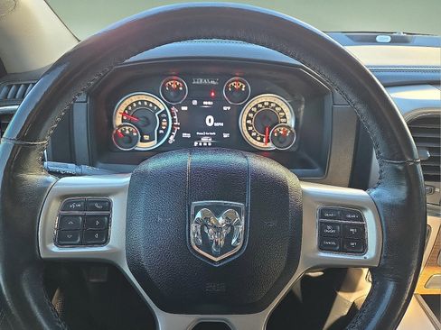 Used 2017 RAM 1500 Laramie w/ Convenience Group image 24