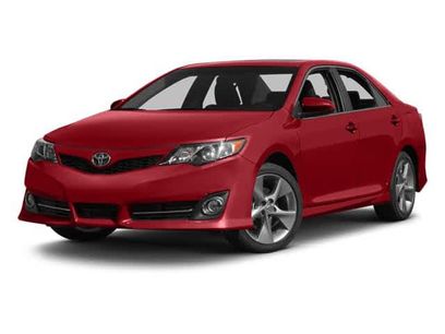 Used 2014 Toyota Camry SE
