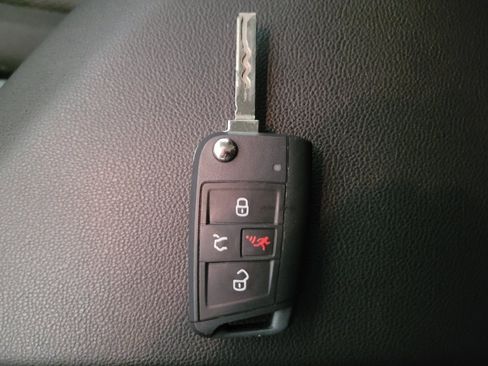 Used 2021 Volkswagen Jetta S w/ Driver Assistance Package FWD image 32