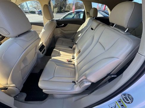 Used 2017 Audi Q7 3.0T Premium w/ Towing Package image 20