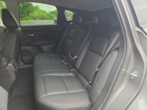 New 2025 Nissan Murano SV image 16