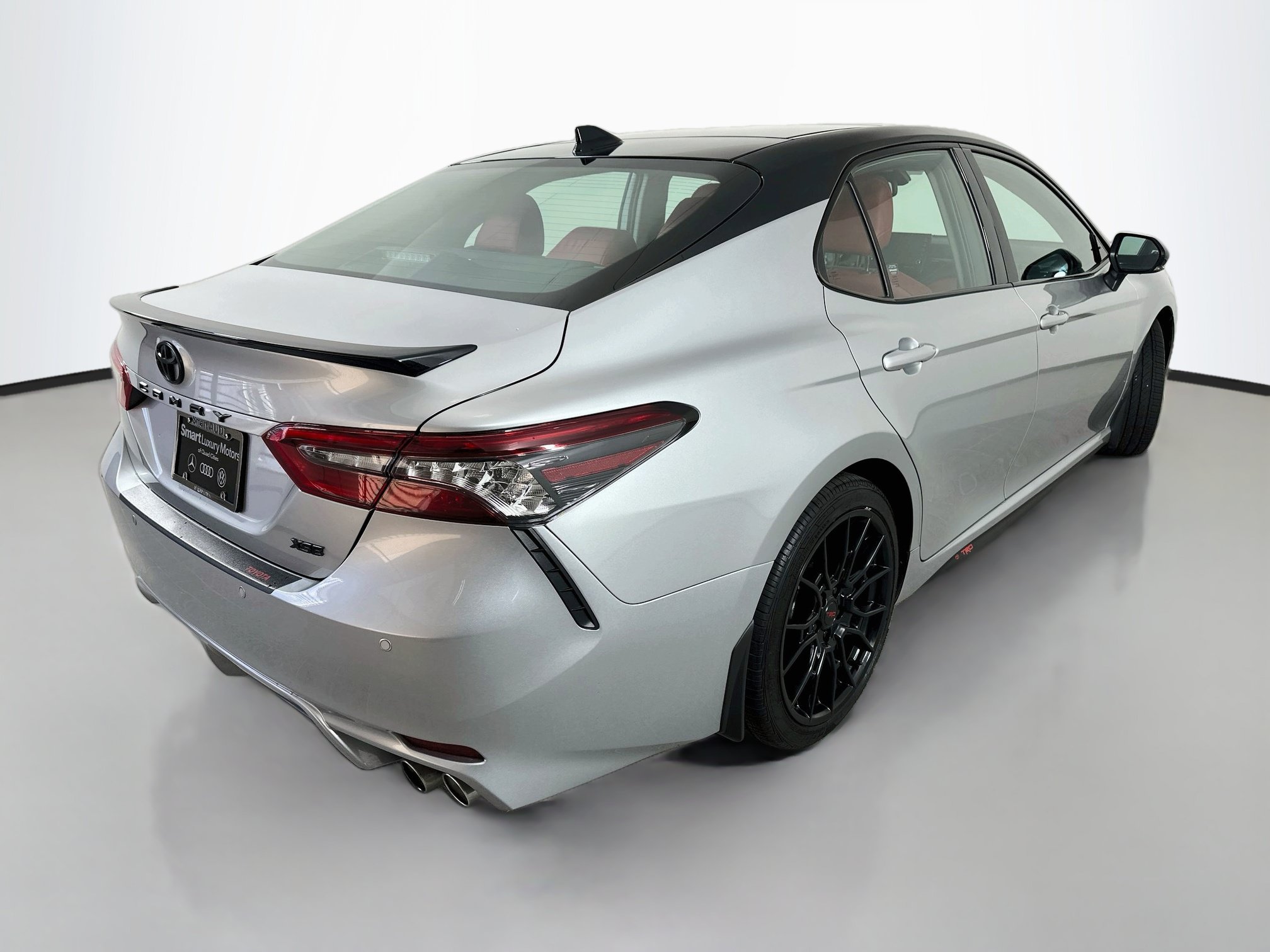 Used 2021 Toyota Camry XSE w/ Navigation Package FWD image 7