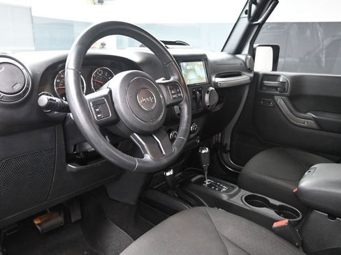 Used 2016 Jeep Wrangler Sport w/ Quick Order Package 24S AWD/4WD image 17