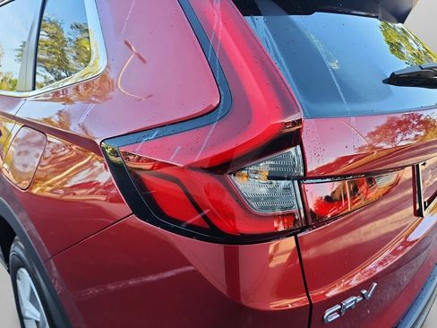 Certified 2025 Honda CR-V LX image 35