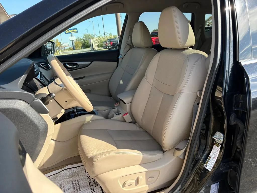 Used 2014 Nissan Rogue SL AWD/4WD image 21