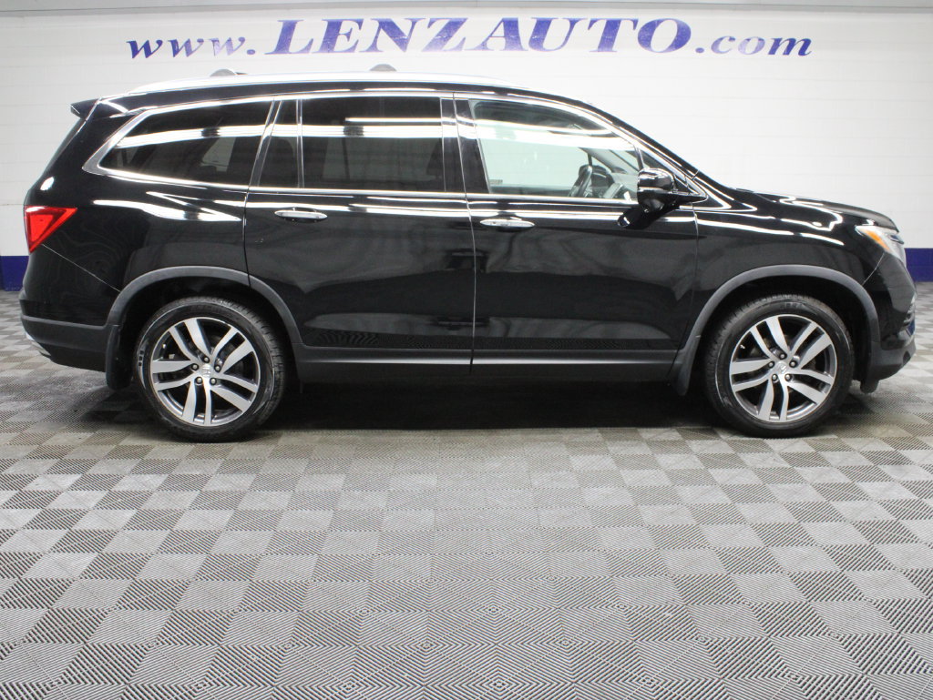 Used 2018 Honda Pilot Touring image 2