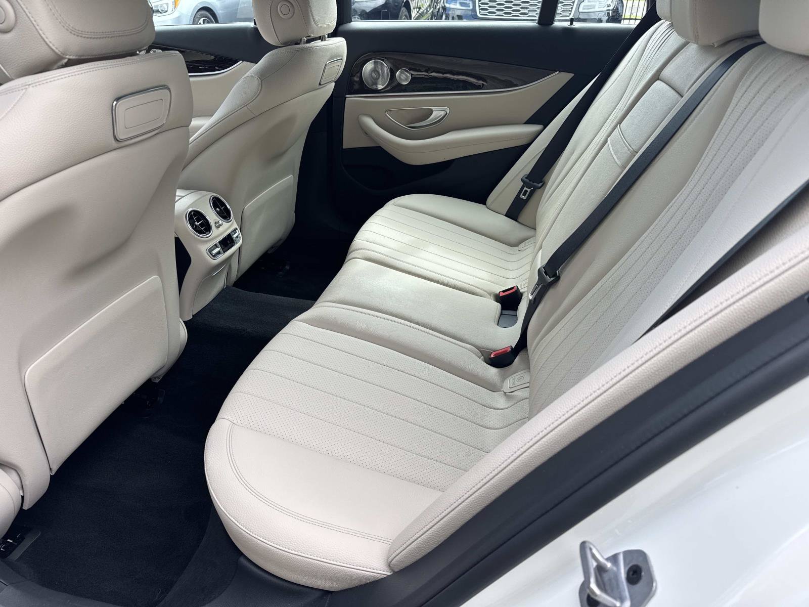 Used 2019 Mercedes-Benz E 450 4MATIC Wagon image 15