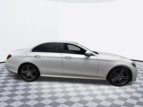 Used 2017 Mercedes-Benz E 300 image 7