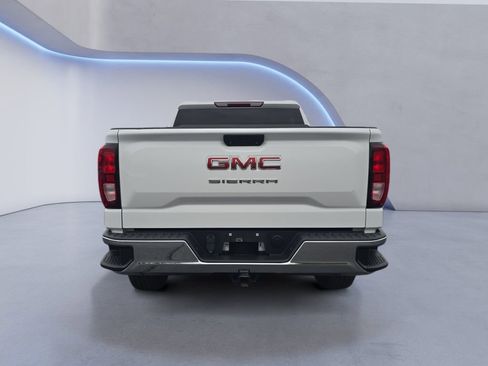 Used 2021 GMC Sierra 1500 4x4 Crew Cab w/ Sierra Value Package image 4