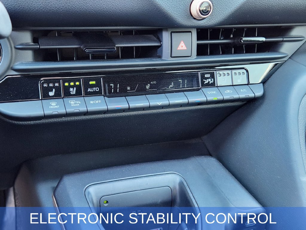 Used 2023 Toyota Crown Platinum AWD/4WD image 26