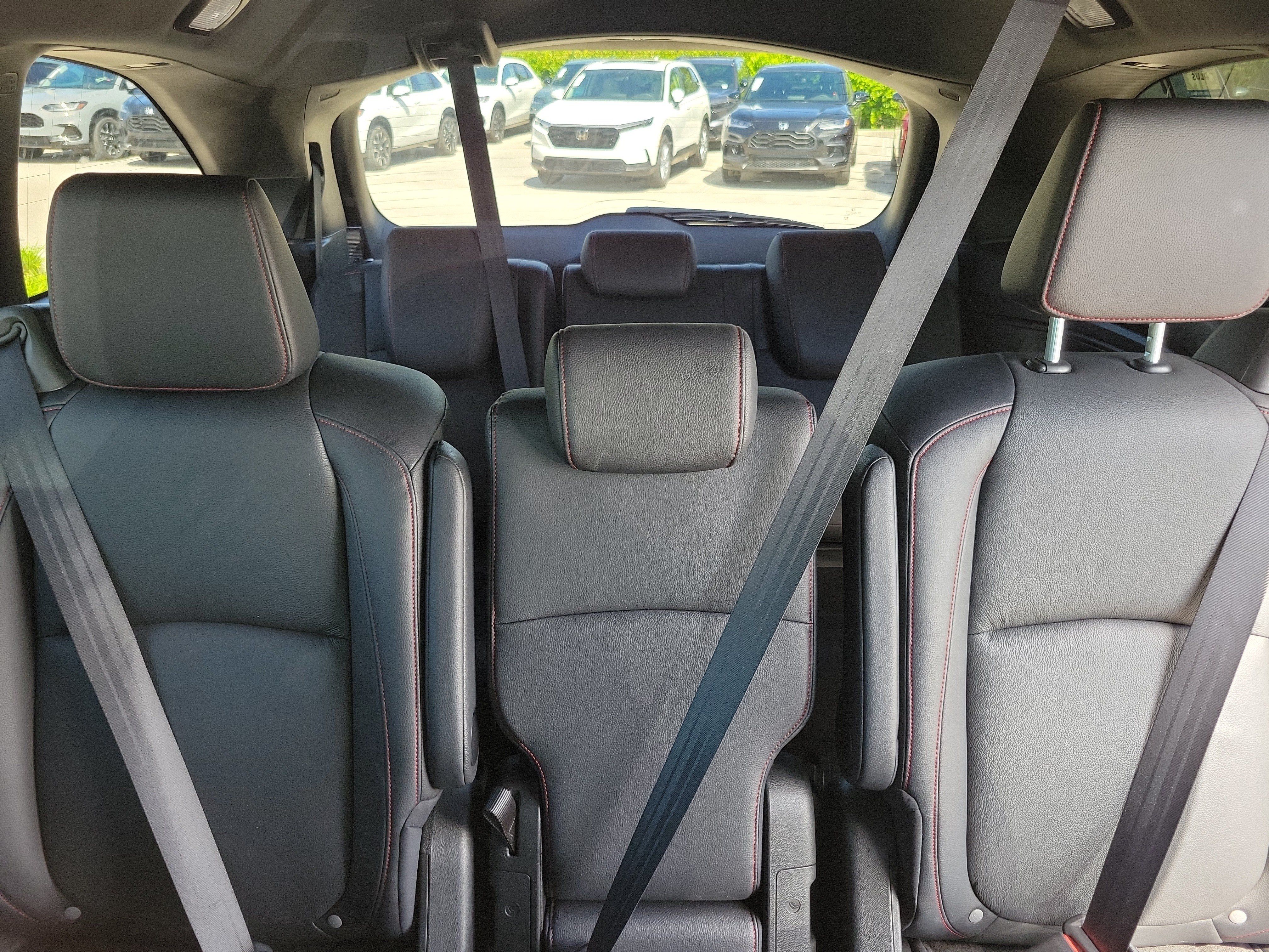 Used 2024 Honda Odyssey Sport image 17