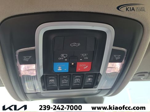 Used 2025 RAM 1500 Tungsten AWD/4WD image 19