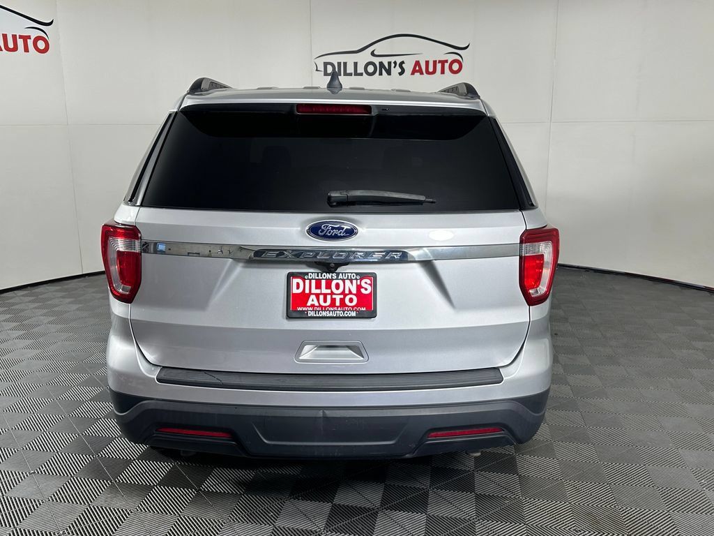 Used 2019 Ford Explorer FWD image 5