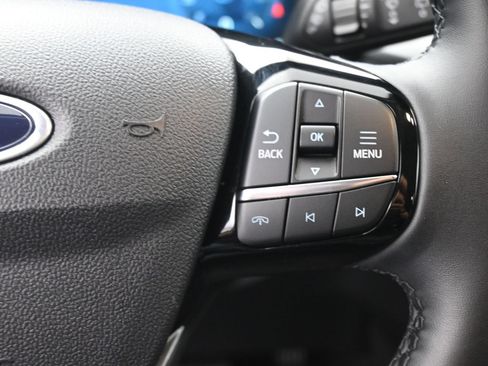 Used 2025 Ford Escape Platinum AWD/4WD image 2