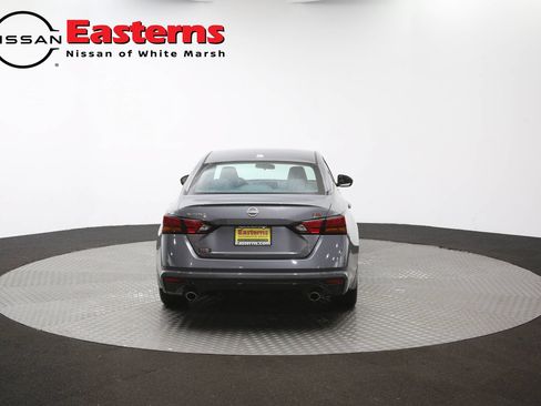 Used 2024 Nissan Altima 2.5 SR FWD image 31