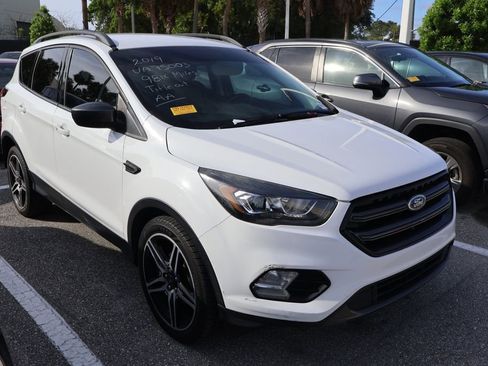 Used 2019 Ford Escape SEL FWD image 6