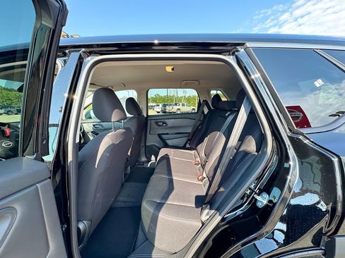 Used 2026 Nissan Rogue S FWD image 21