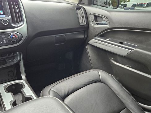 Used 2018 Chevrolet Colorado ZR2 image 11