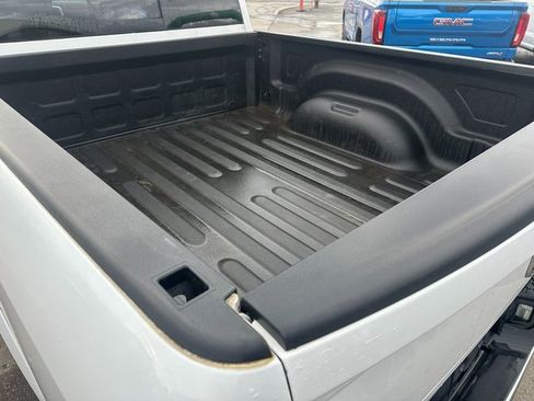 Used 2018 RAM 2500 Laramie w/ Protection Group image 14