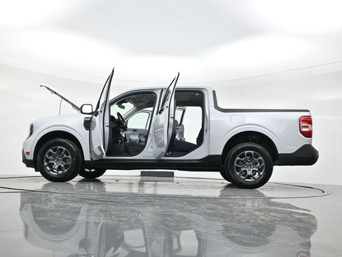 New 2025 Ford Maverick XLT w/ XLT Luxury Package image 58