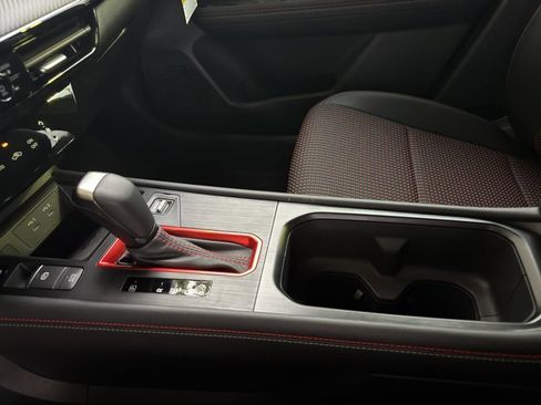 New 2026 Nissan Kicks SR image 29