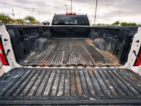 Used 2017 GMC Sierra 2500 2WD Crew Cab w/ Sierra Convenience Package image 7