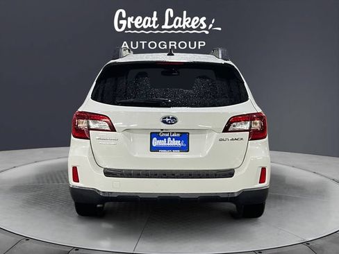 Used 2016 Subaru Outback 2.5i Limited AWD/4WD image 4