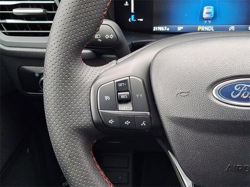 Used 2025 Ford Escape ST-Line image 20