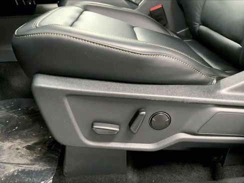 New 2025 Ford Bronco Badlands image 19