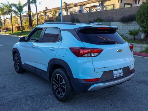 Used 2024 Chevrolet TrailBlazer LT w/ Driver Confidence Package image 5