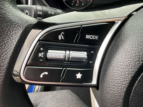 Used 2024 Kia Forte LXS w/ LXS Technology Package image 14