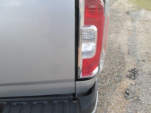 Used 2017 GMC Canyon 2WD Crew Cab w/ Convenience Package image 35