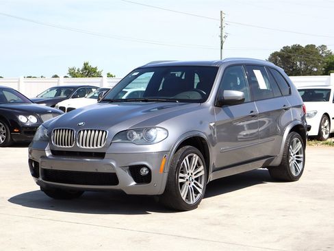 Used 2011 BMW X5 xDrive50i AWD/4WD image 3