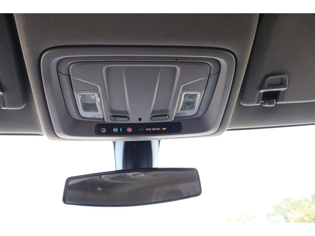 Used 2021 Chevrolet Silverado 1500 RST AWD/4WD image 35