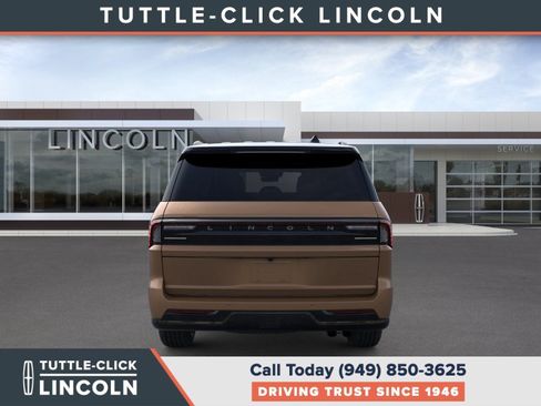 New 2025 Lincoln Navigator L Black Label w/ Black Label Special Edition image 5
