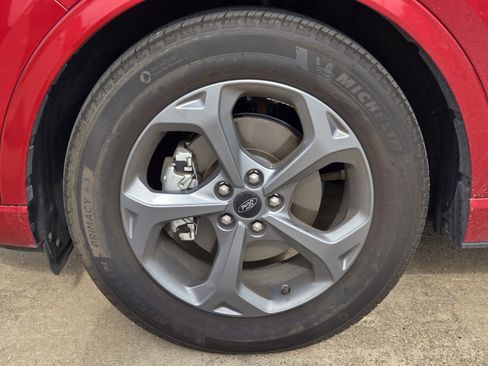 Used 2023 Ford Escape ST-Line w/ Tech Pack #1 FWD image 9