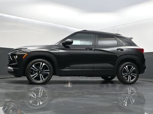 Used 2025 Chevrolet TrailBlazer LT w/ Convenience Package FWD image 40
