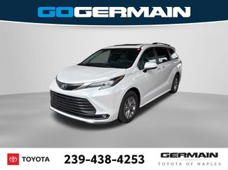 Used 2025 Toyota Sienna XLE video 1