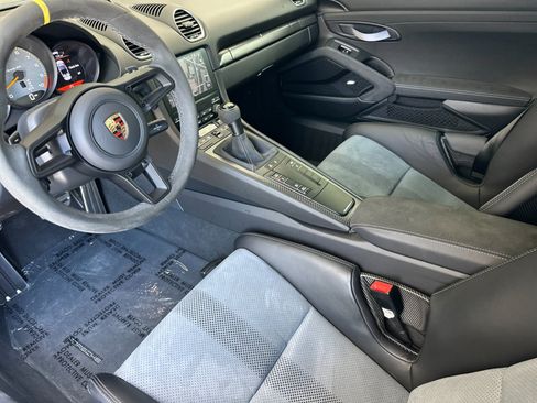Used 2024 Porsche 718 Boxster Spyder RS RWD image 4