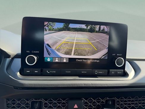 Used 2023 Honda Accord EX image 17