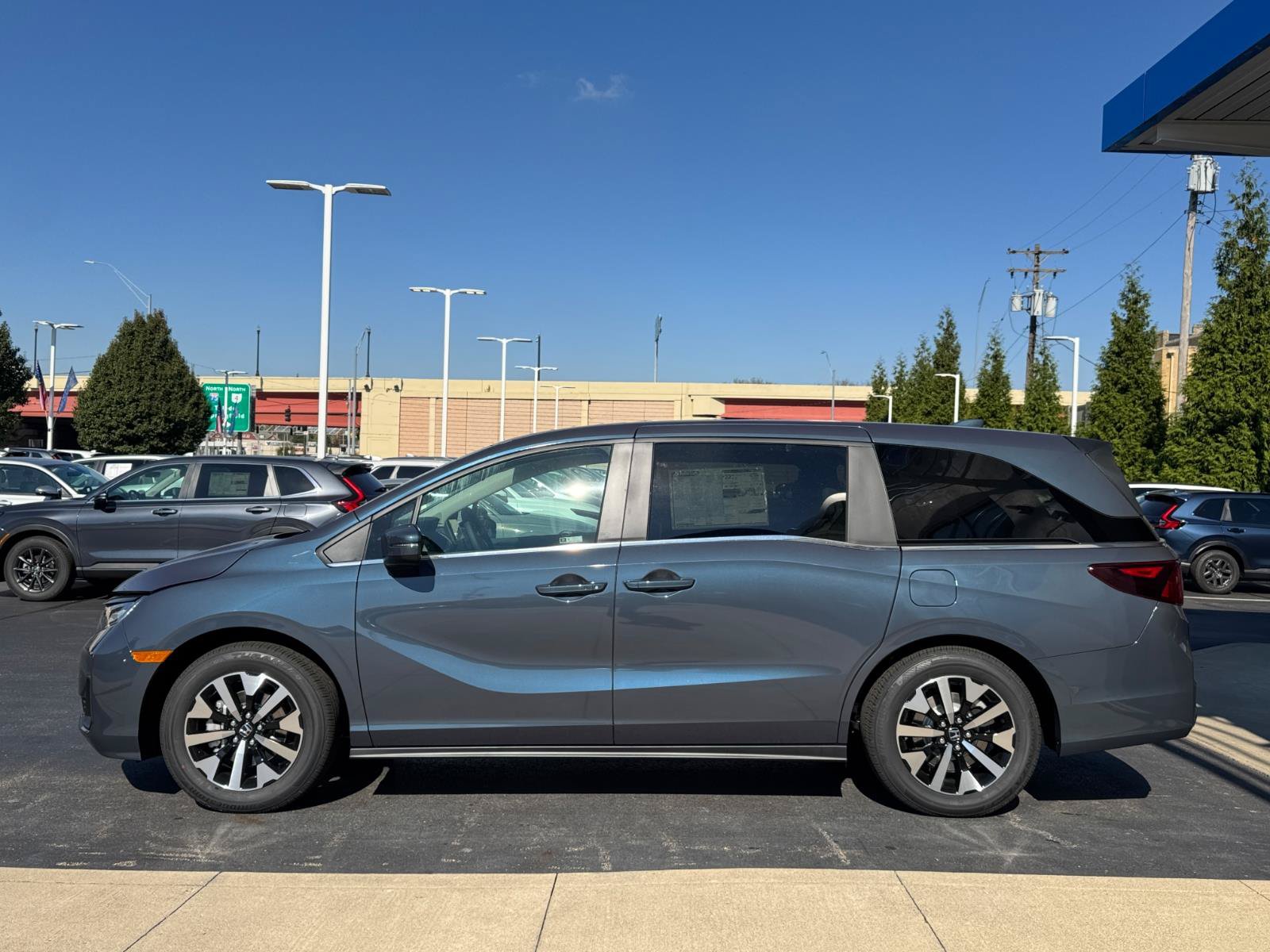New 2027 Honda Odyssey EX-L image 7