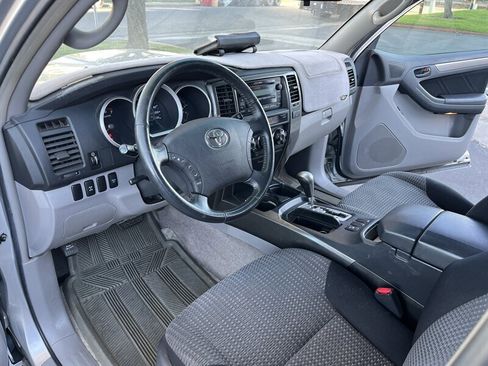 Used 2006 Toyota 4Runner SR5 image 23